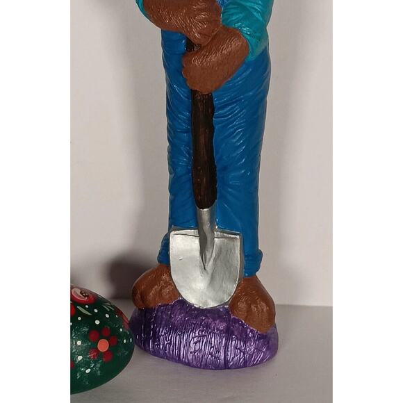 Lot of 3 Ceramic Easter Bunny Pencil Figures Hand Painted Rabbit & Egg - Picture 7 of 14